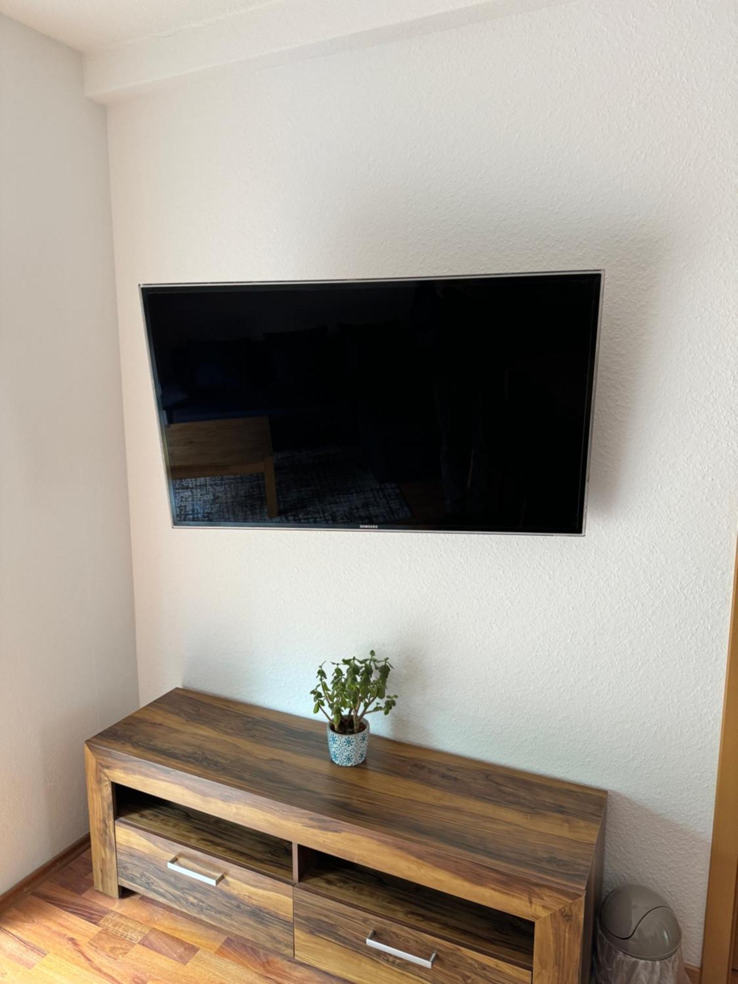 Schoene Eg Wohnung Mit Tv, Wlan Und Kueche - Maria Werne Eksteriør bilde